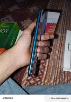 Infinix hot 10 4/64