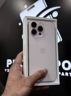iphone 16 pro max 256 gb factory unlock complete box.      12 13 14 15