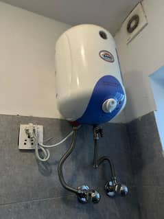 Electric geyser