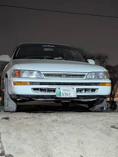 Toyota Corolla XE 2000