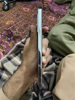Infinix Note 40 just like new 8+8 ram 256 gb memory all ok set box sat