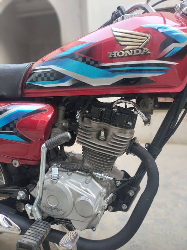 Honda 125 Model 24 Hyderabad number 03142260991 2