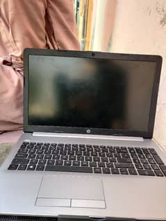 Hp AMD Ryzen 5 . . . 2 gb  graphic card
