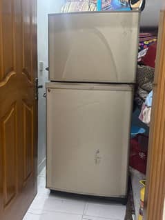 Dawlance Fridge hai 16 cube ka hai