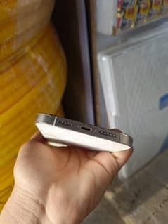 I phone 13 pro max jv back damage waterpack 128 gb