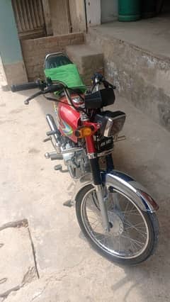 red color hy CD 70xc