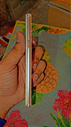 Aoa! Samsung j3 pro for sale Ram:2Gb Rom:16Gb
