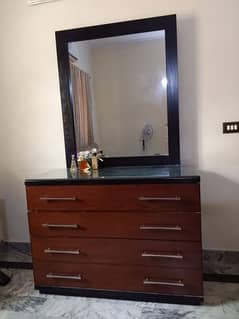 dressing table