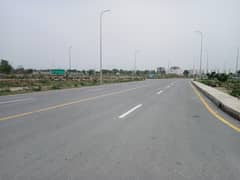 Good Approachable Central Location 1 Kanal Plot For Sale Easy Access To 120 Feet Road