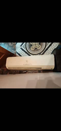 Mitsubishi Mr Slim 2 Ton AC barely used