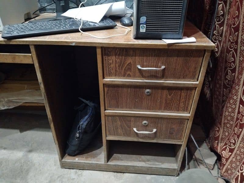 Computer Tables and Book Shelf 6