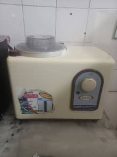 flour kneader