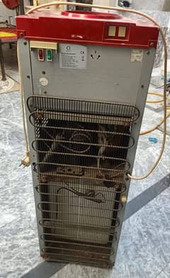 Water despancer with refrigerator
