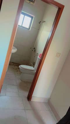 1 kanal, Upper Portion For Rent