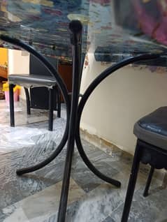 USED DINING TABLE WITH 4 CHAIRS