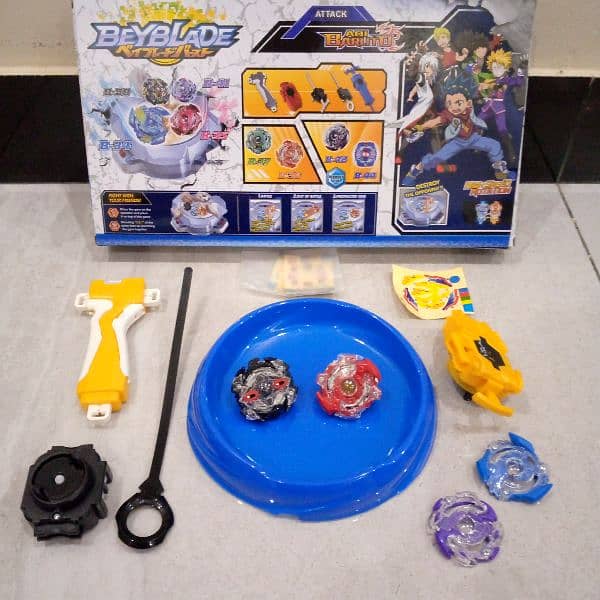 BEYBLADE WITH 4 TOPS AND 2 LAUNCHERS FULLY METALLIC WITH STADIUM 3