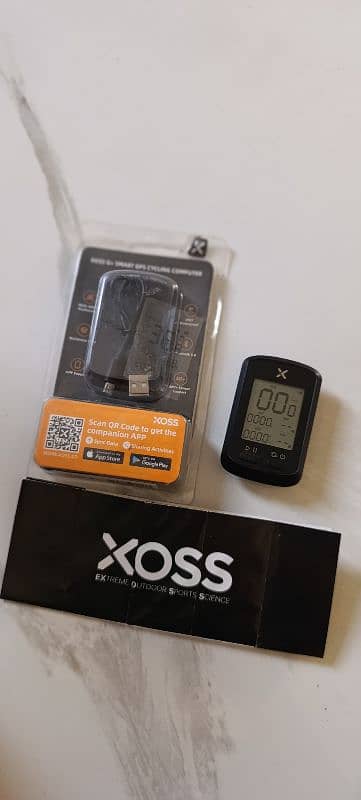 Xoss G+ cycling computer in perfect condition,with box and manual 4