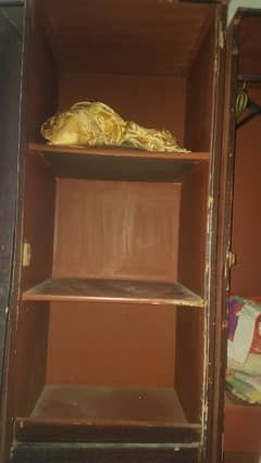 wooden almirah, 3 door, single single piece | middle door missing