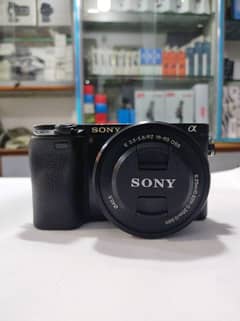 Sony A6300 With 16-50mm Kitlens
