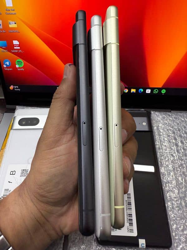 Google Pixel 7a 4