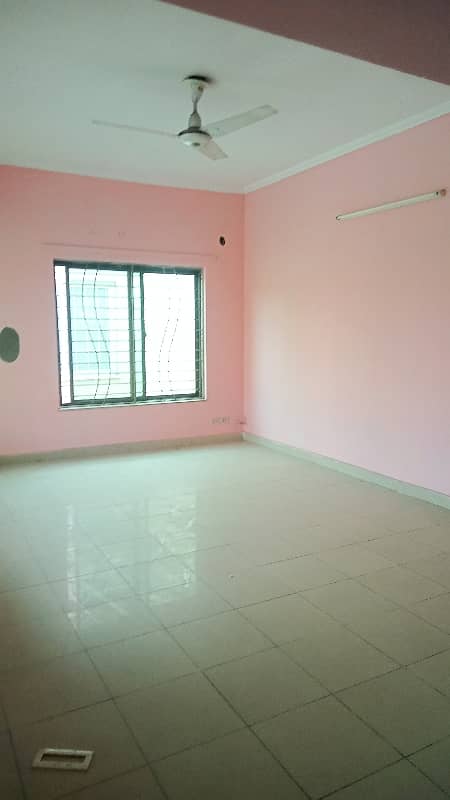 4 Bed House Available For Rent In Askari 10 Sector S Lahore 4