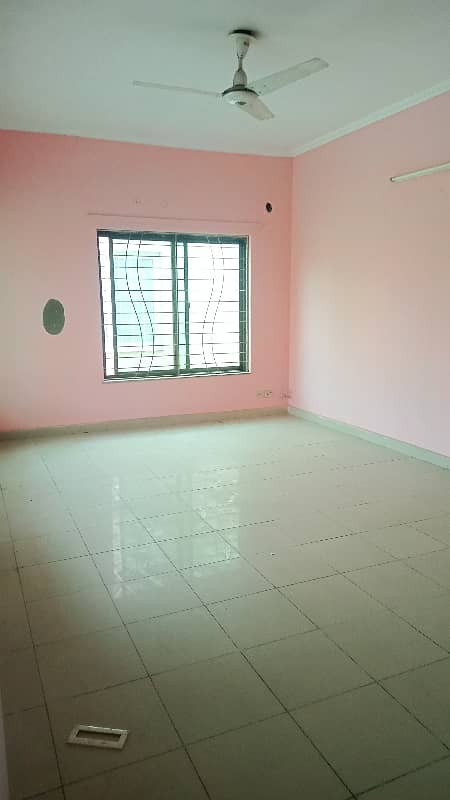 4 Bed House Available For Rent In Askari 10 Sector S Lahore 5