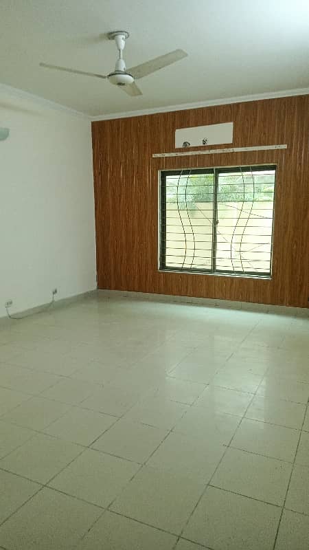 4 Bed House Available For Rent In Askari 10 Sector S Lahore 13