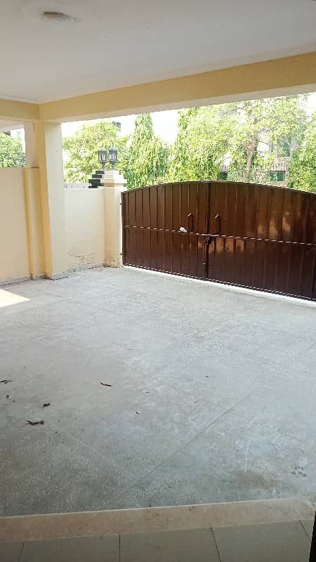 4 Bed House Available For Rent In Askari 10 Sector S Lahore 29