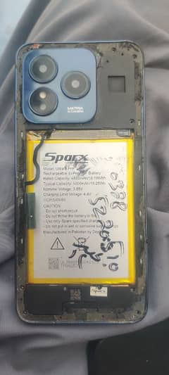 spark 8 plus 8\128
