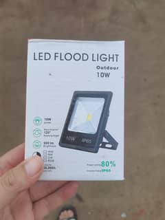 LED FLOOD LIGHT - 10W