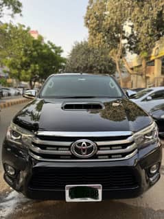 Toyota Revo 2017