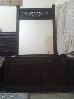 Dressing table