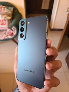Samsung S22
