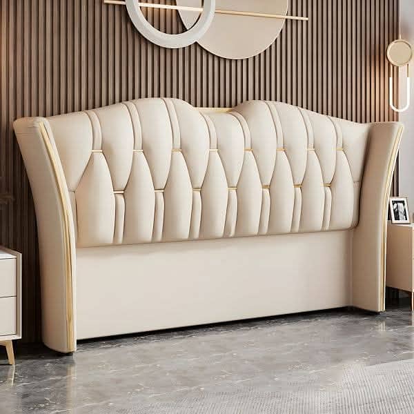 Bed / bed set / king size bed / double bed / poshish bed /side tables 7