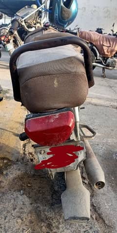 Motor cycle