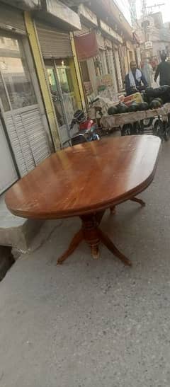Dining Table forsale condition 10/9