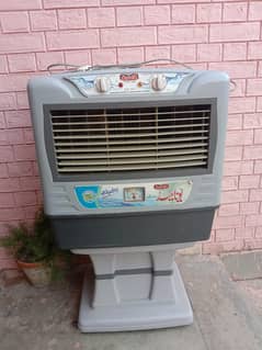 United Room Air Cooler