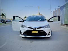 Toyota Corolla GLI 1.6 White color