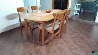 oak wood dinning table