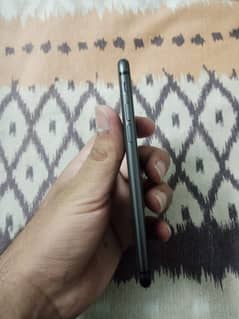 iphone 8/water pack/93 battery health/10by10/64 gb