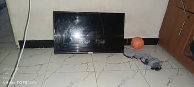 TCL smart TV 40 inch screen