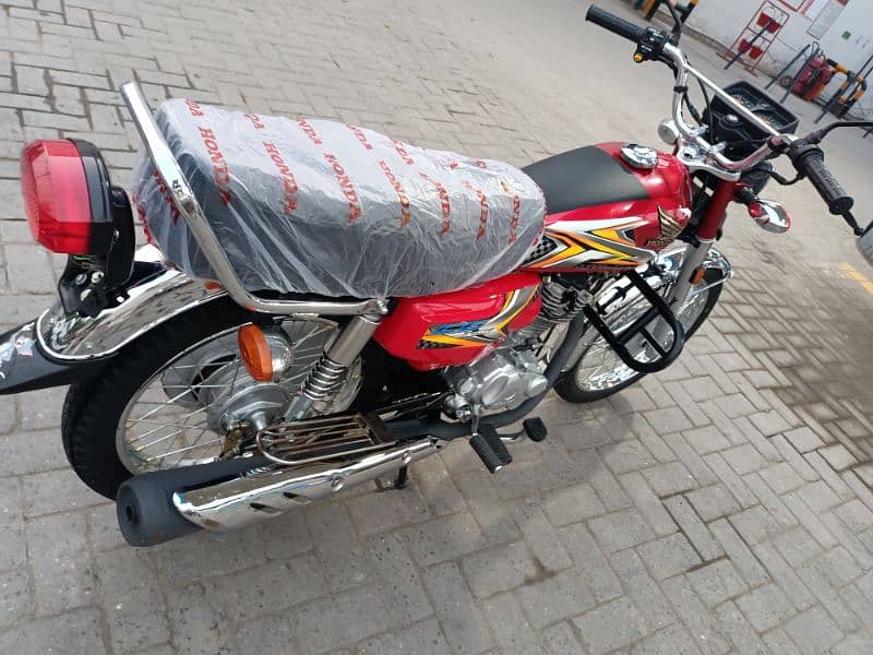 Honda 125 model 2025 register end of 2024 brand new Honda 9