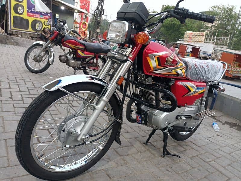 Honda 125 model 2025 register end of 2024 brand new Honda 14
