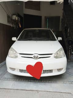 Toyota Platz 2005