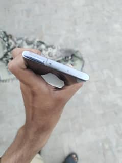 I am sale my Samsung mobile