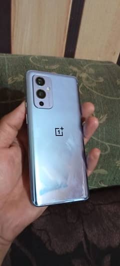 one plus 9 5g 8/128