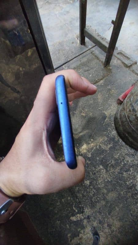 exchange possible  only iphone 1