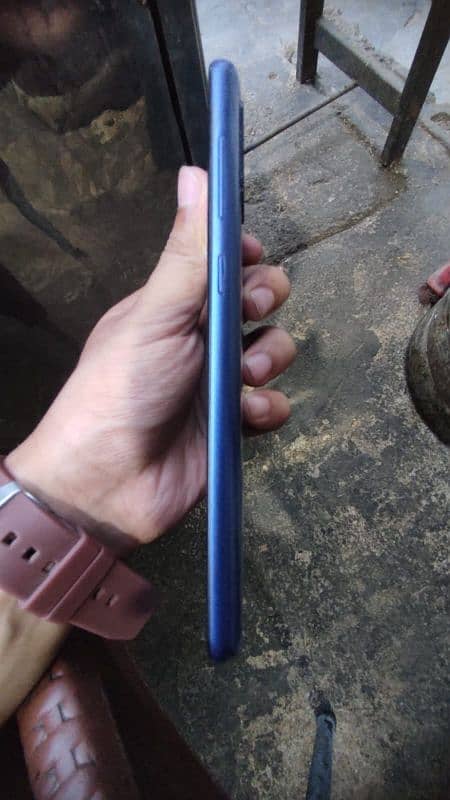 exchange possible  only iphone 2