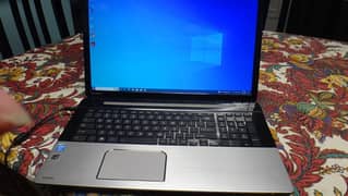 Laptop Toshiba satellite i7 4rth gen
