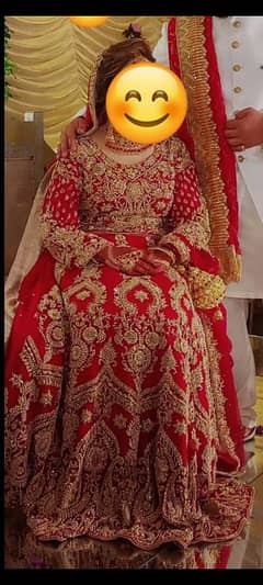net red lehnga